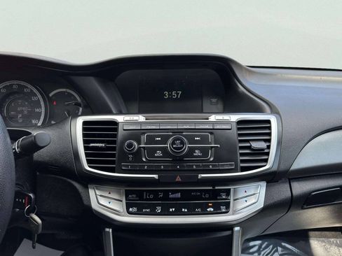 Used 2015 Honda Accord LX image 32