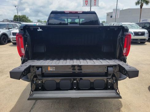 New 2026 GMC Sierra 1500 Denali w/ Denali Reserve Package AWD/4WD image 7