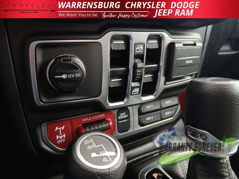 New 2025 Jeep Gladiator Mojave w/ Convenience Group image 22
