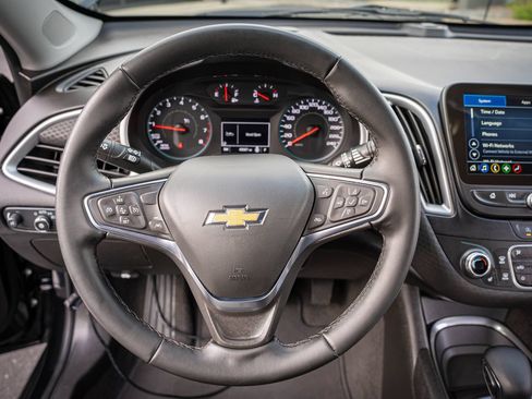 Used 2024 Chevrolet Malibu LT w/ Midnight Edition FWD image 15