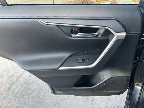 Used 2019 Toyota RAV4 XSE image 24