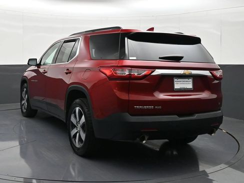 Certified 2019 Chevrolet Traverse LT w/ LT Premium Package AWD/4WD image 3