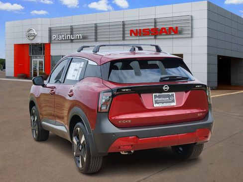 New 2026 Nissan Kicks SR image 5