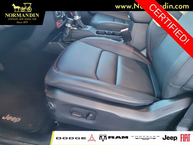 Certified 2025 Jeep Wrangler Unlimited Rubicon AWD/4WD image 17