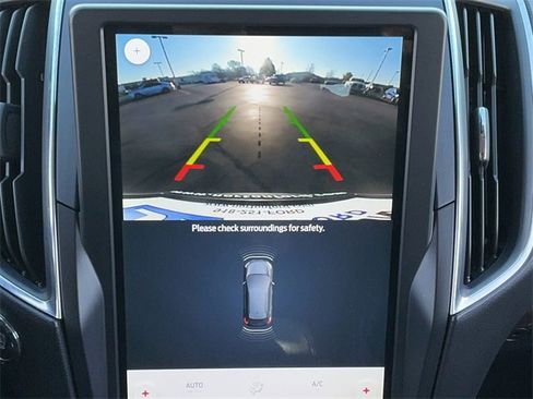 Used 2024 Ford Edge Titanium image 23