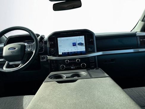 Certified 2022 Ford F150 XLT w/ Equipment Group 302A High image 21