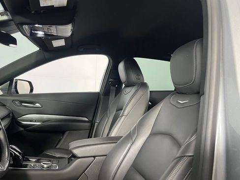 Used 2024 Cadillac XT4 Premium Luxury AWD/4WD image 20