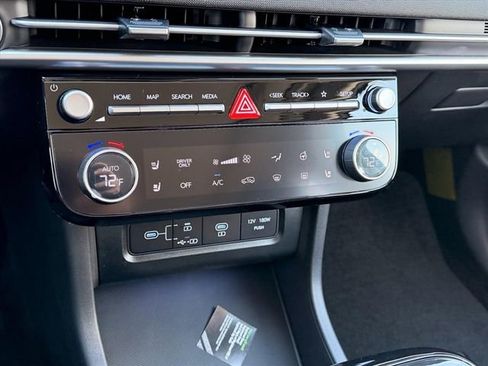 New 2026 Hyundai Tucson Limited image 24