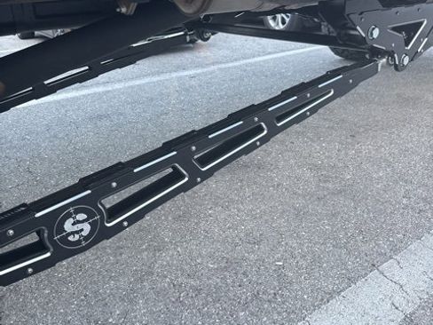 Used 2025 Ford F250 Platinum image 8