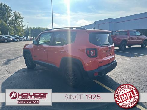 Used 2018 Jeep Renegade Sport w/ Power & Air Group AWD/4WD image 3
