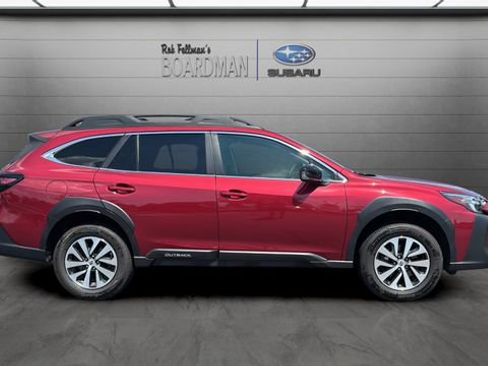 Used 2024 Subaru Outback Premium AWD/4WD image 3
