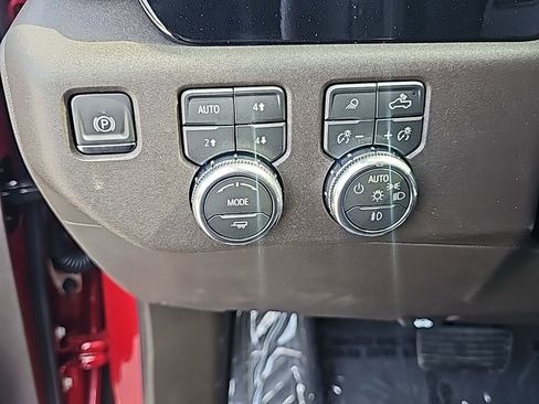 New 2026 GMC Sierra 1500 SLT w/ SLT Premium Plus Package image 18