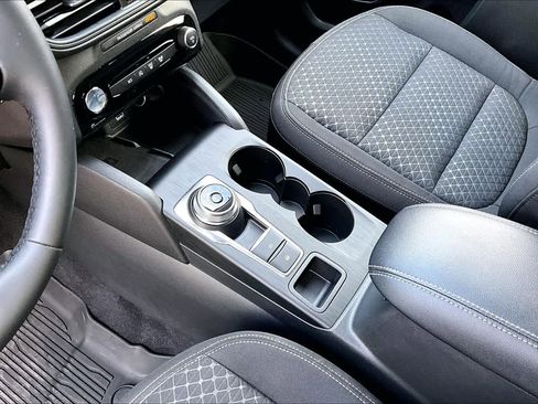 Used 2023 Ford Escape Active w/ Tech Pack #2 image 17