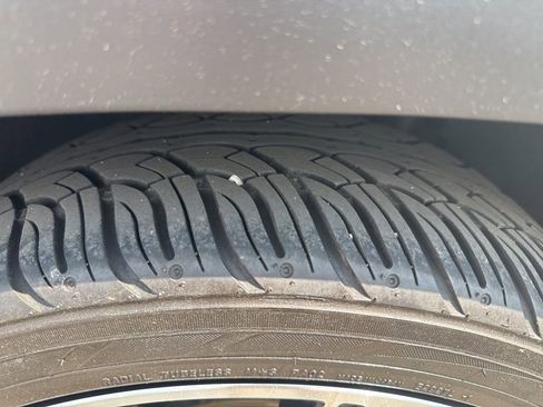 Used 2021 Mercedes-Benz GLB 35 AMG 4MATIC image 36