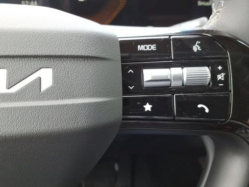 New 2026 Kia Sorento LX FWD image 26