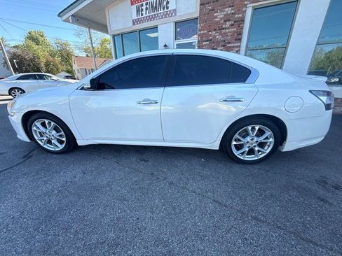 Used 2012 Nissan Maxima 3.5 SV w/ Premium Pkg FWD image 8