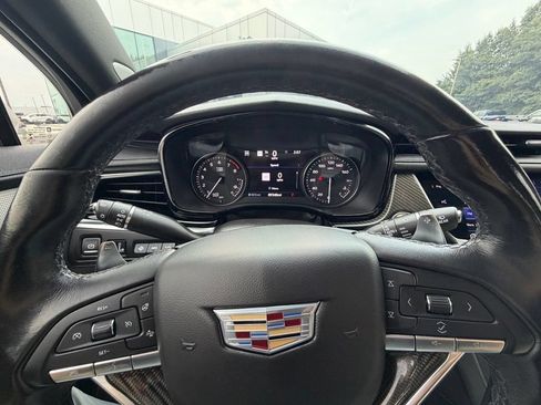 Used 2021 Cadillac XT6 Sport AWD/4WD image 10