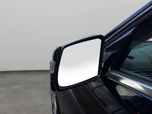 Used 2012 Mercedes-Benz E 350 4MATIC Sedan image 25