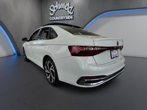 Used 2026 Volkswagen Jetta SEL FWD image 8