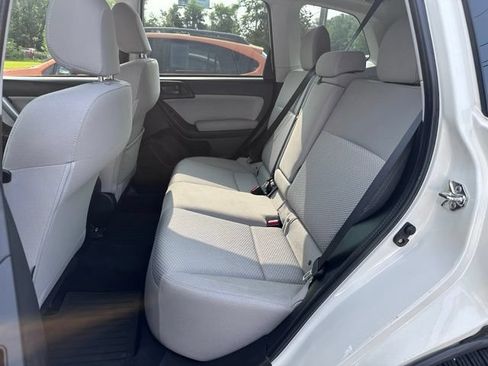 Used 2018 Subaru Forester 2.5i Premium AWD/4WD image 9