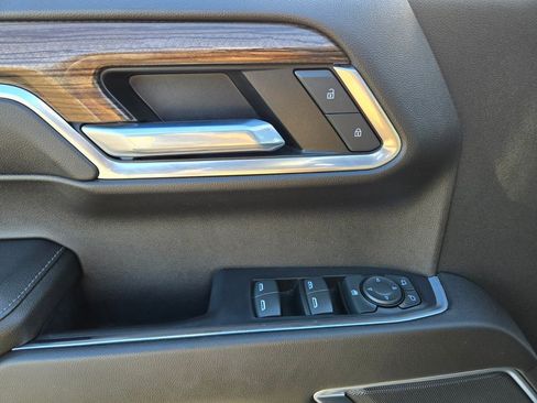 Used 2022 Chevrolet Silverado 1500 LT w/ Protection Package image 17