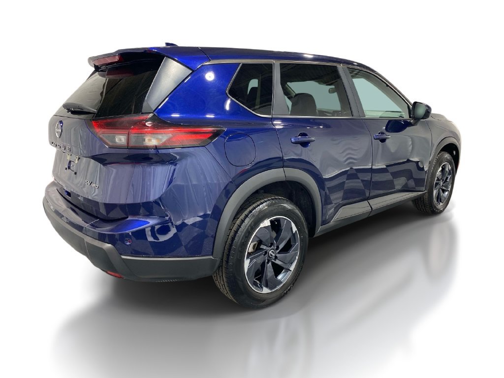 Used 2024 Nissan Rogue SV AWD/4WD image 4