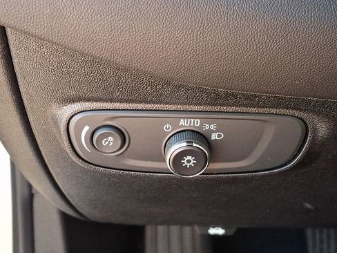 Used 2019 Chevrolet Equinox LT AWD/4WD image 37