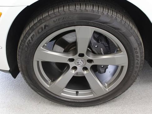 Used 2023 Porsche Macan Turbo AWD/4WD image 6