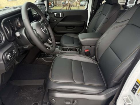 New 2026 Jeep Gladiator Sport image 23