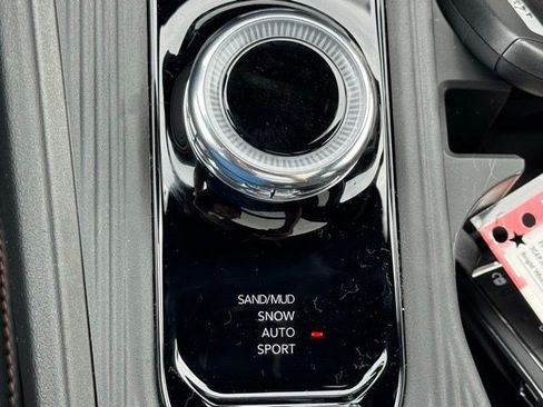 New 2026 Jeep Cherokee Overland w/ Advanced Pro Tech Group AWD/4WD image 27