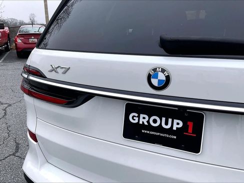 Used 2023 BMW X7 xDrive40i w/ Executive Package image 10