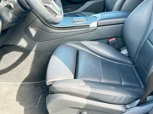 Certified 2022 Mercedes-Benz GLC 300 image 19