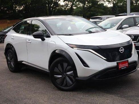 Certified 2023 Nissan Ariya FWD image 2