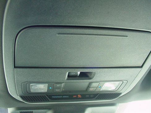 Used 2022 Ford F150 XLT w/ Equipment Group 302A High image 28