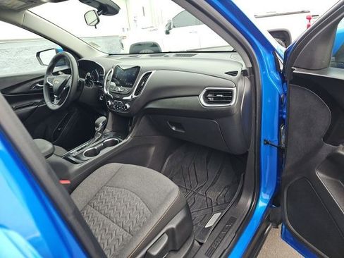 Used 2024 Chevrolet Equinox LT FWD image 33