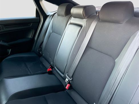 Used 2025 Honda Civic Sport image 22