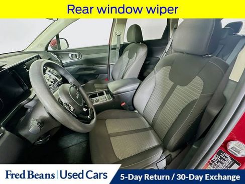 Used 2022 Kia Sorento LX image 22