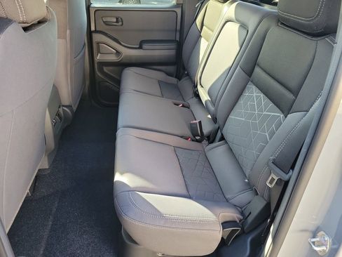 New 2026 Nissan Frontier SV w/ SV Convenience Package image 12