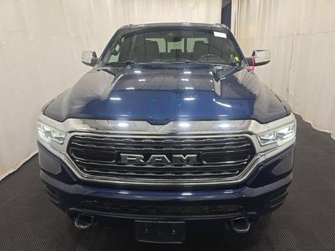 Used 2022 RAM 1500 Limited w/ Body-Colour Bumper Group AWD/4WD image 3