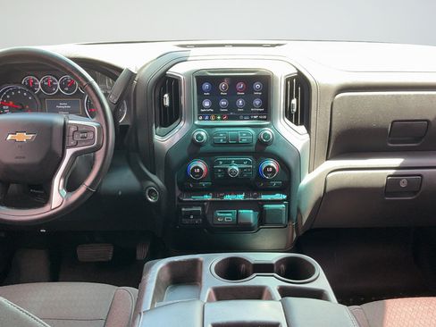 Used 2020 Chevrolet Silverado 1500 LT w/ Texas Edition AWD/4WD image 7