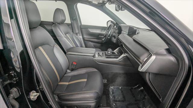 Used 2024 MAZDA CX-90 Plug-In Hybrid w/ Premium Plus AWD/4WD image 26