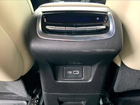 Used 2020 Cadillac XT6 Sport AWD/4WD image 30