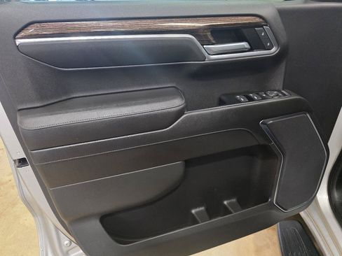 Used 2022 GMC Sierra 1500 Elevation RWD image 13