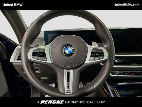 Used 2025 BMW X7 M60i image 6