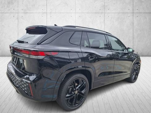 New 2026 Volkswagen Tiguan SE R-Line image 5