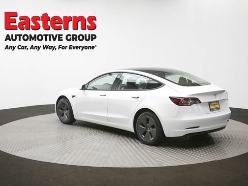 Used 2023 Tesla Model 3 Standard Range image 90