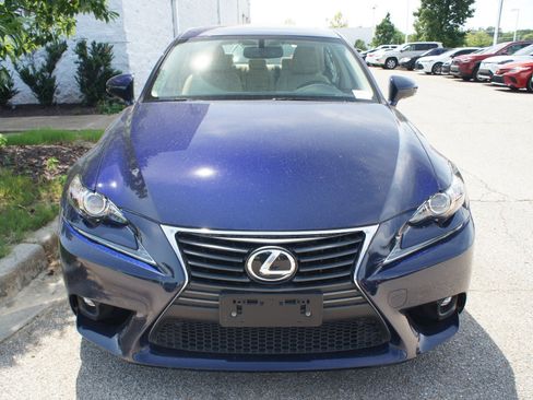 Used 2015 Lexus IS 250 RWD image 2