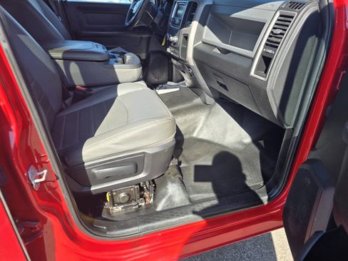 Used 2017 RAM 3500 Tradesman RWD image 43
