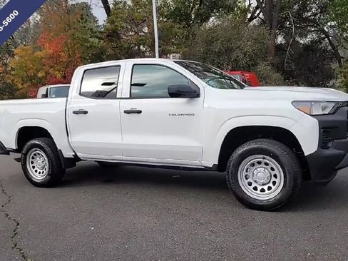 New 2026 Chevrolet Colorado W/T image 3