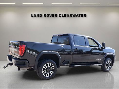 Used 2022 GMC Sierra 2500 AT4 w/ AT4 Premium Plus Package image 6